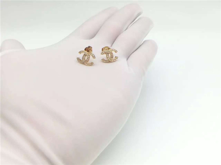 Logo Earrings in 18K White Gold Pave Diamonds Fashion Lady Jewelry Global Shipping