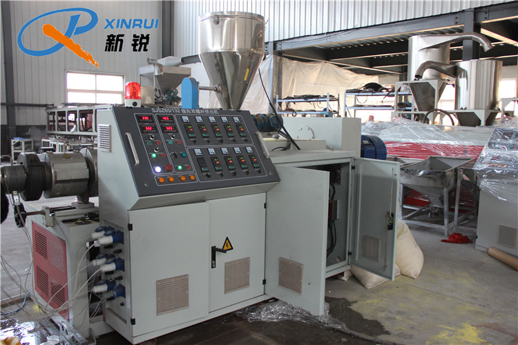 PVC Powder Materials Extrusion Plastic Shower Room Waterproof Bar Production Line