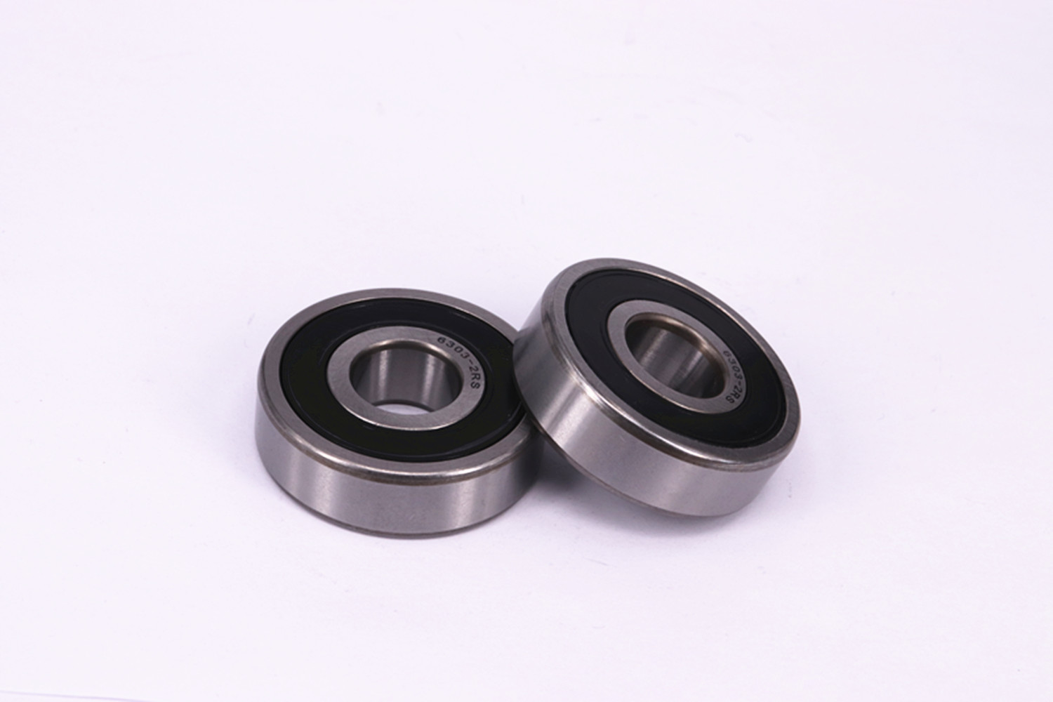 Gcr15 Steel 6303 Bearing , Deep Groove Bearing With Stable Performance