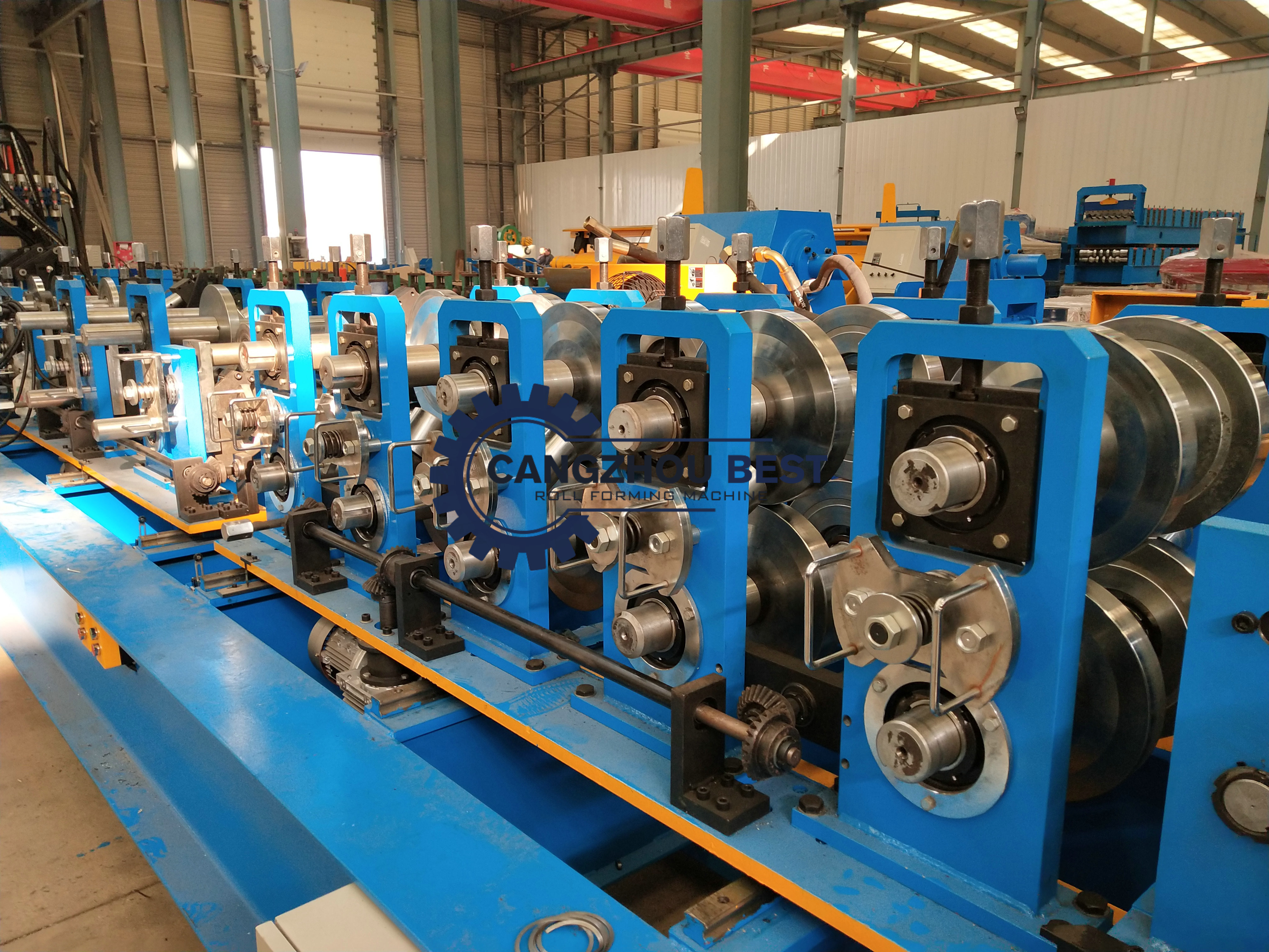 Automatic Cold Steel Strip Profile Cz Purlin Roll Forming Machine For Roof Truss