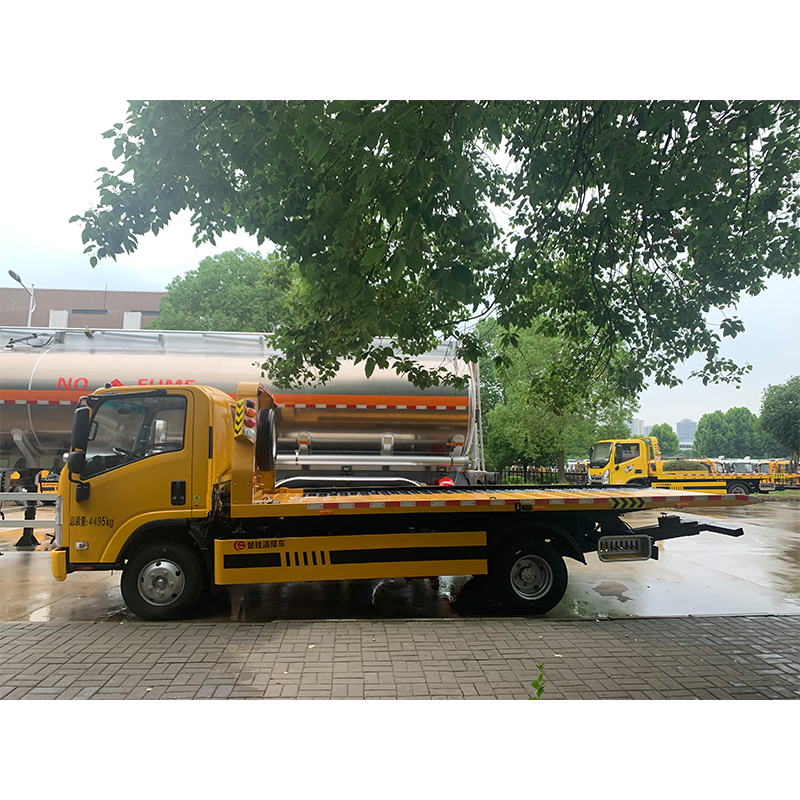 Direct ISUZU Towed and Flat-bottomed Recovery Wrecker Vehicle with EURO 5 Compliance