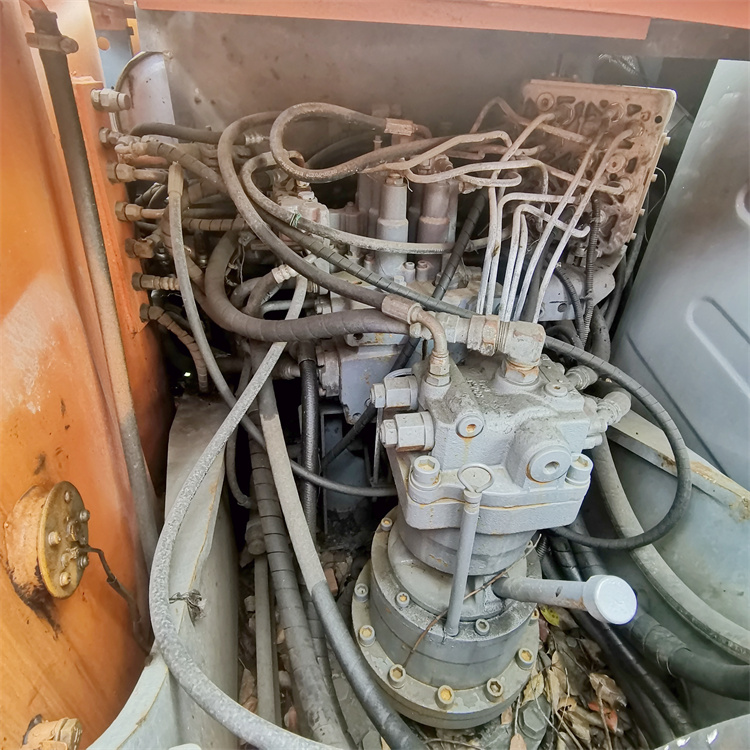 Japan Original Used Hitachi ZX130-6 Excavator with Hydraulic Pump in Good Condition
