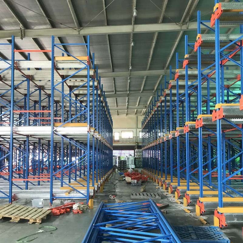 Warehouse Storage Racks Drive Through Racking For Heavy Duty Storage Requirements