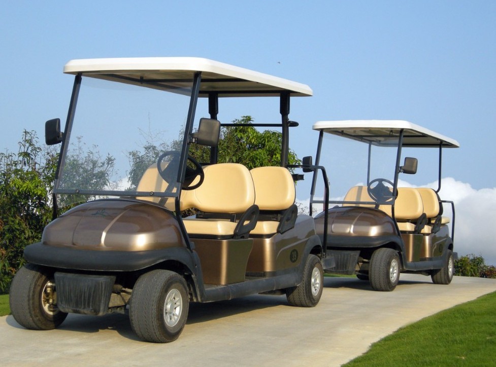 6 Person Electric Car Golf Cart , Battery Operated Golf Buggy High Performance