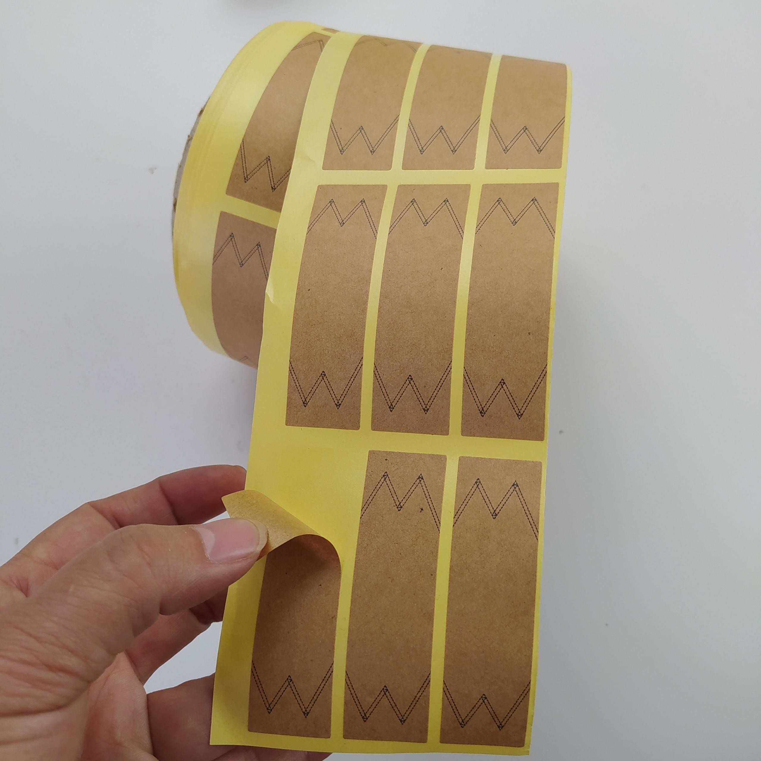 1.8in Sticker Waterproof Kraft Paper Labels For Clothing Brands