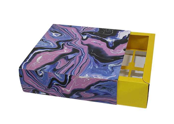 Yellow Cardboard Packaging Box Hot Stamping For Gift Wrapping