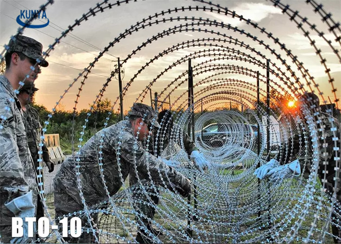 1.4mm Hot Dipped Single Razor Barbed Wire Blade Fencing Bto-22
