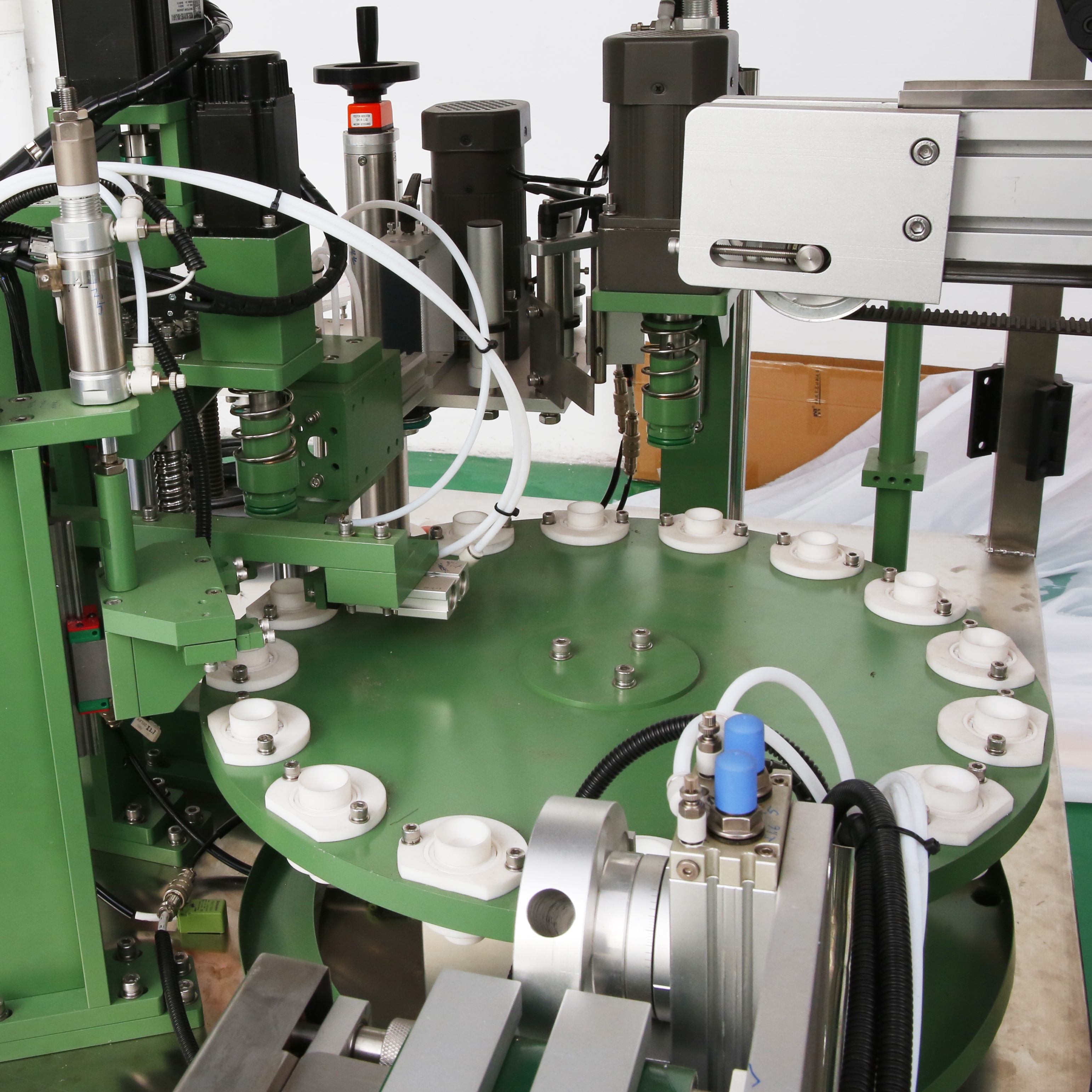 Food Packaging Made Easy PLC Service for Automatic Filling Capping and Labeling Machine
