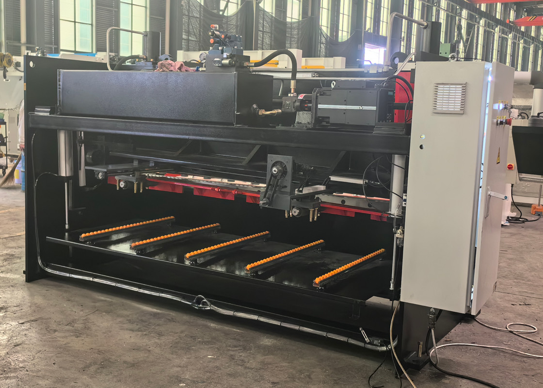 Dutch DELEM Hydraulic Guillotine Shearing Machine Plate Processing With Backguage Pneumatic Support