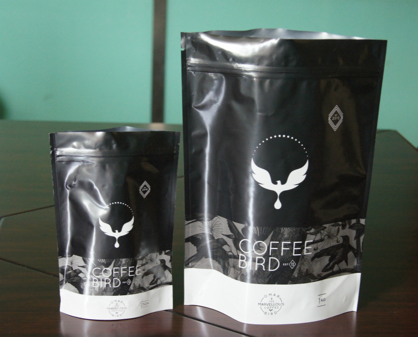 Aluminum Foil Tea Bags Packaging / Stand Up Matt Black Plastic Coffee Bag With Zip Lock