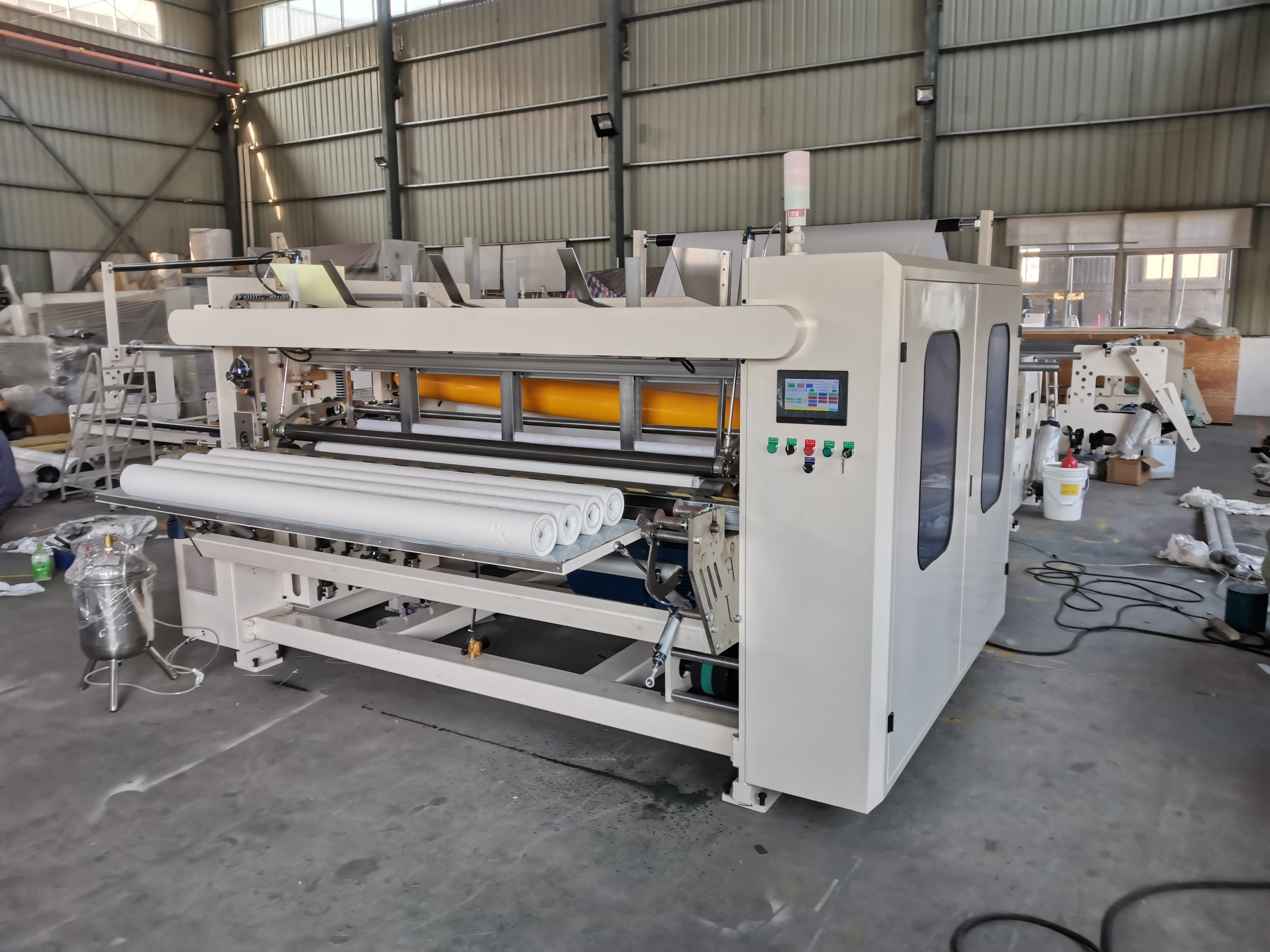 Fully Automatic Glue Lamination Toilet Tissue Paper Rewinding Machine
