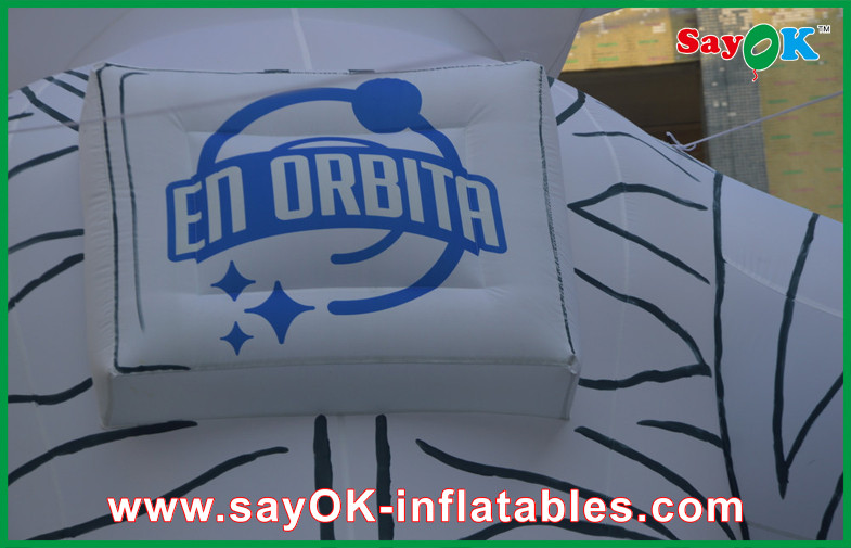 4m Oxford Cloth Outdoor Holiday Inflatables White Spaceman For Advertising