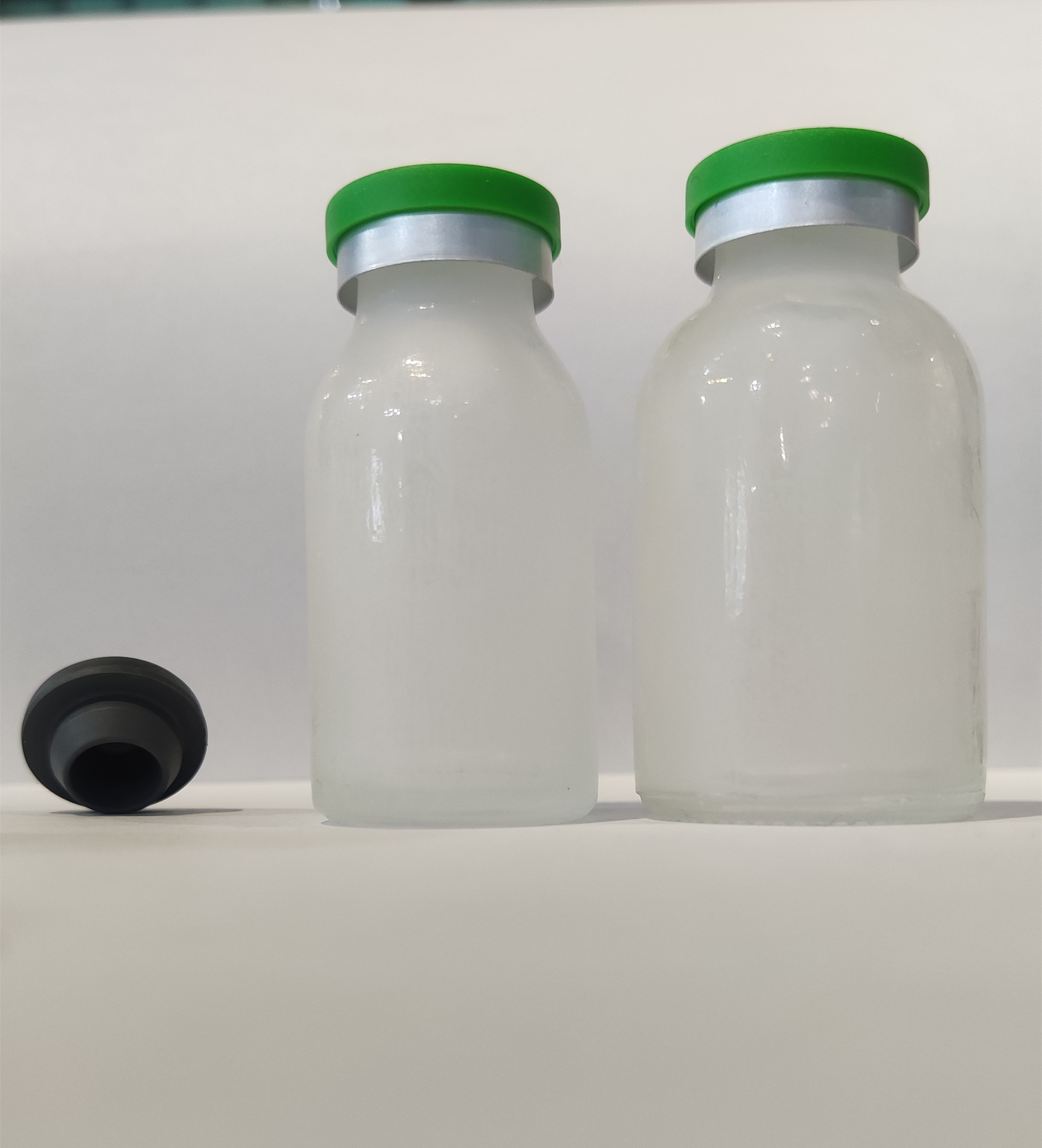 5ml Vulcanized Molded Glass Vial Hot Stamping Glass Reagent Bottles