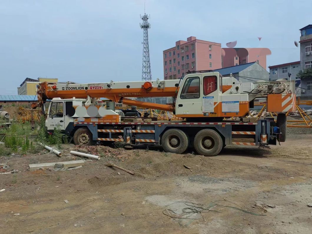 High-Performance Mobile Cranes Used Zoomlion 25t Truck Crane 15 Years Direct Discount