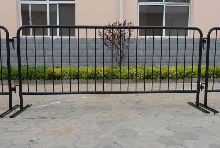 Traffic Crowd Control Fence