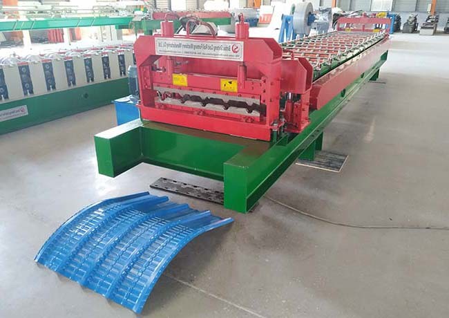 Roofing Panel Trapezoidal Shape Crimping Sheet Metal Roll Forming Machines With Customized Color
