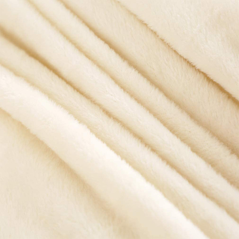 Crystal Velvet Plush Fluffy Bedding Four-piece Set Comforter with 100% Polyester Fibre