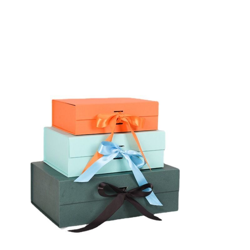 Elegant Packaging Boxes 100% Recycled Paper Ribbon Tie Magnetic Gift Boxes with Matte Finish for Promotions