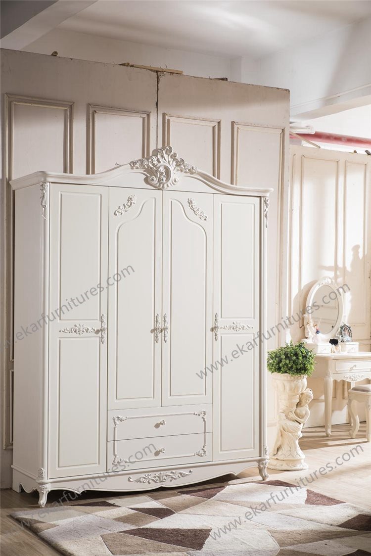 Luxury Royal Bedroom Furniture Set Wooden faux leather Bed 9001