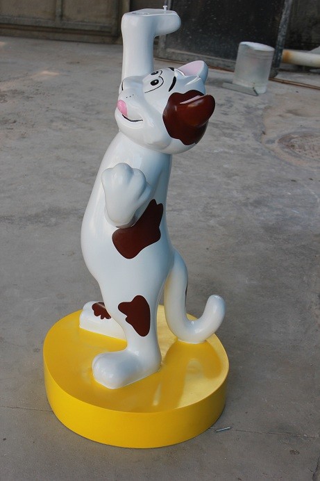Hotel mall deco funny cat statue in mall as props and oddities decoration items