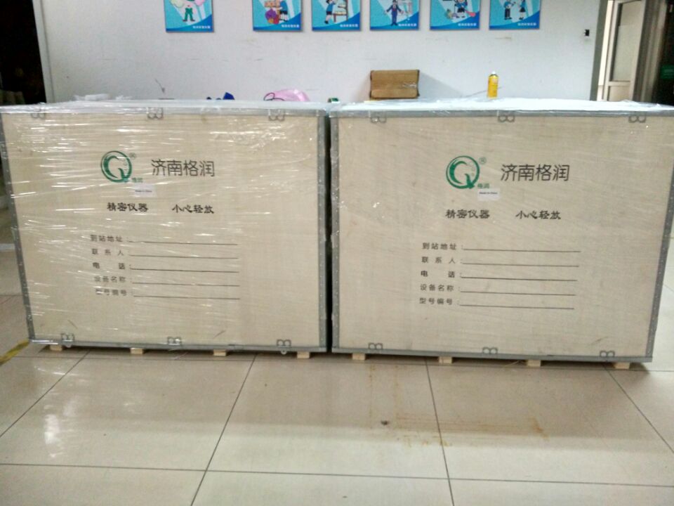 Stainless Lab Biosafety Cabinet with 500 KG Capacity and Included Socket Accessory