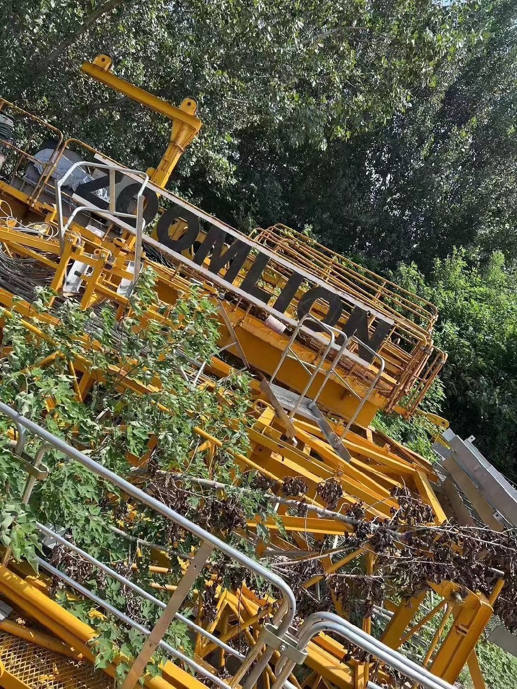 14 Years Affordable Used Tower Crane 7025-16 for Sale, Interested Parties Contact!