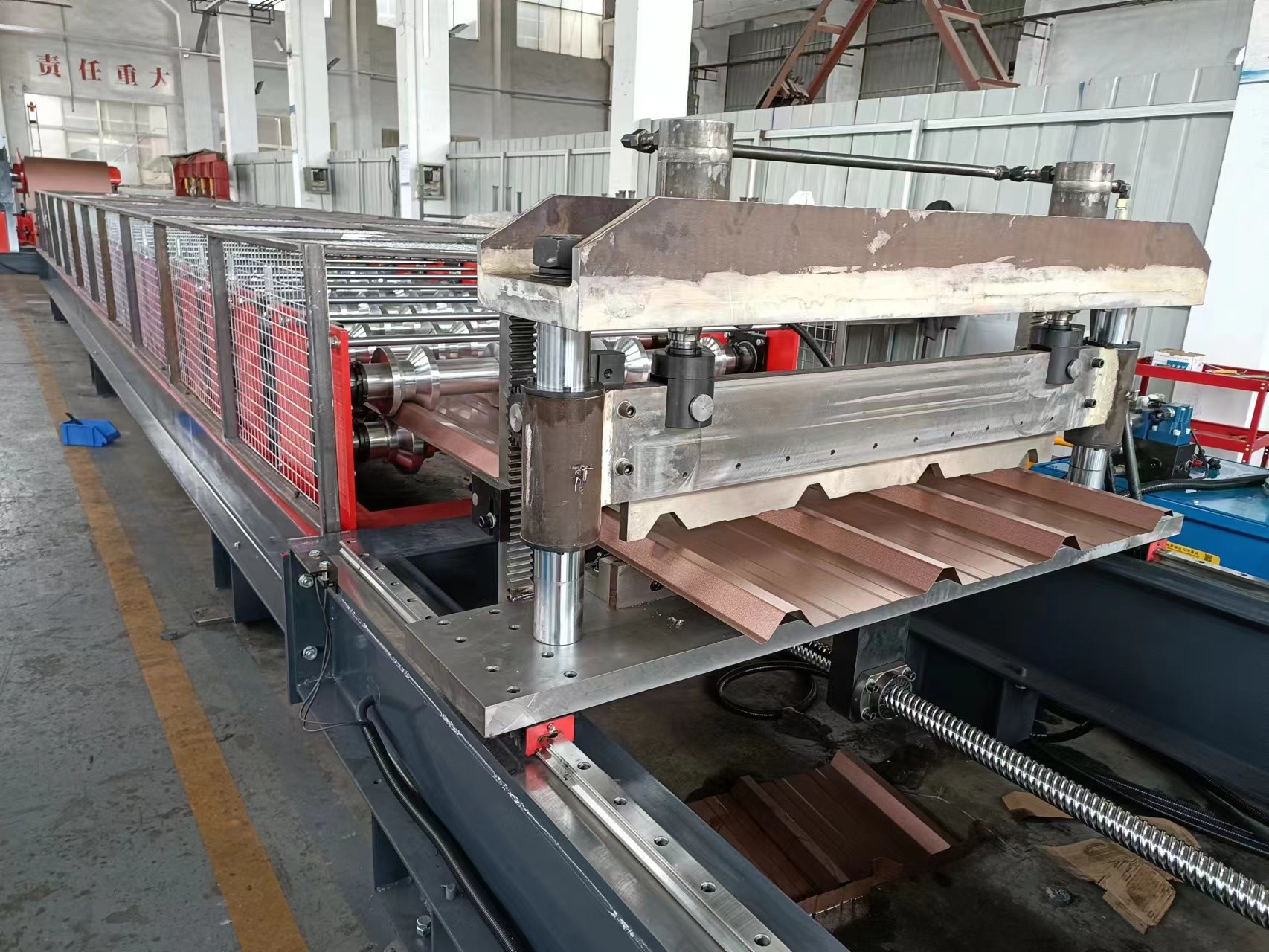 High Speed 29 Gauge G550 PBR Steel Profile Metal Roof Panel Roll Forming Machine