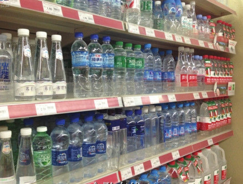 SUS304 Material Automatic Bottle Filling Machine 380V 50HZ Three Phase Power