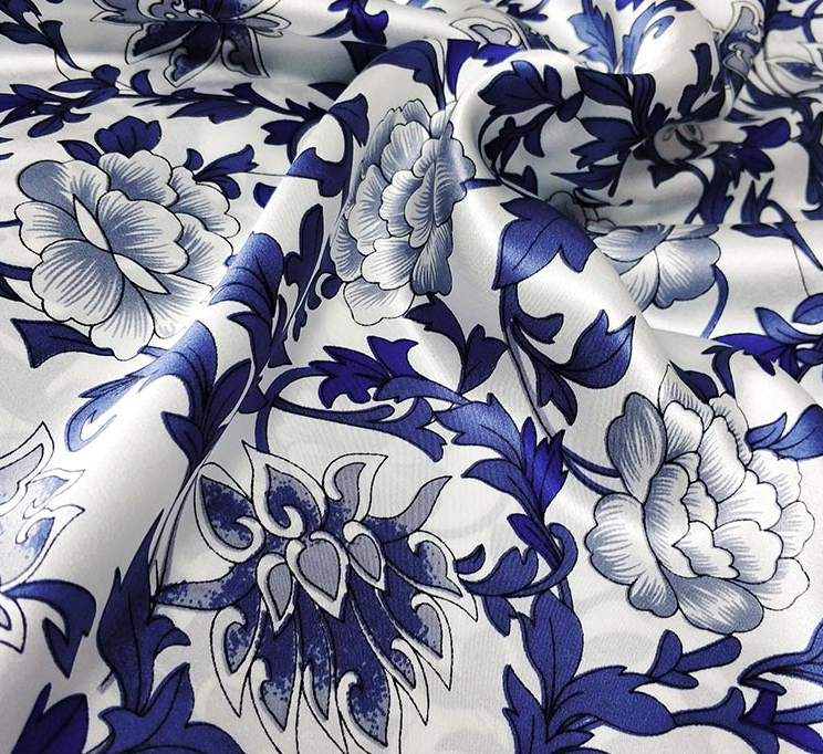 Eco Friendly Pure Lightweight Silk Fabric For Clothing Or Pillowcase