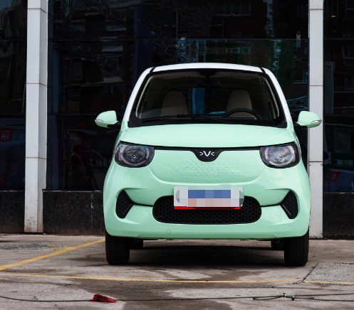 XIAOHU FEV Mini EV Cars 100km/h New Energy Vehicles For Adult