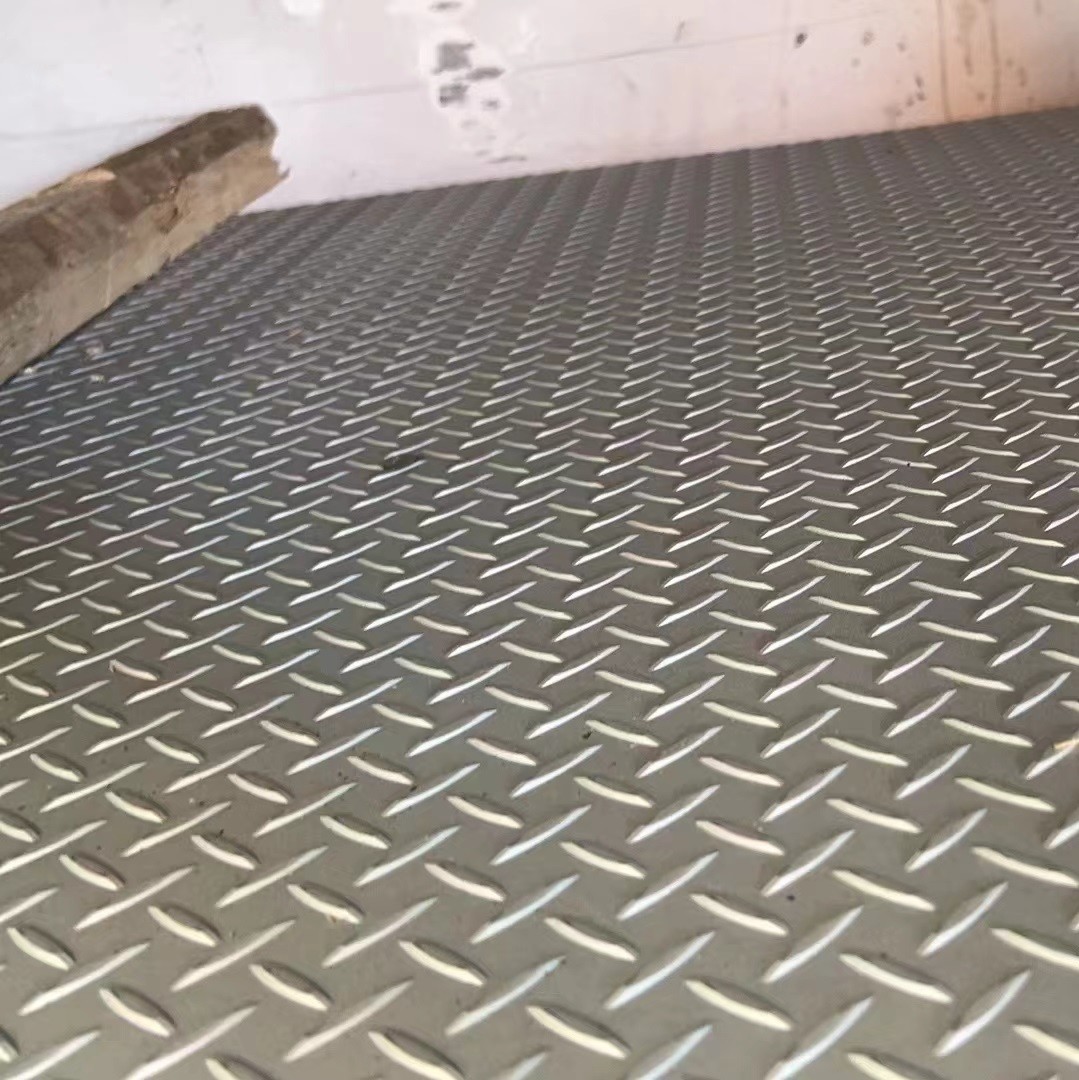 304 Stainless Steel Checkered Plate Rice Patteren Anti-Slip Stainless Sheets