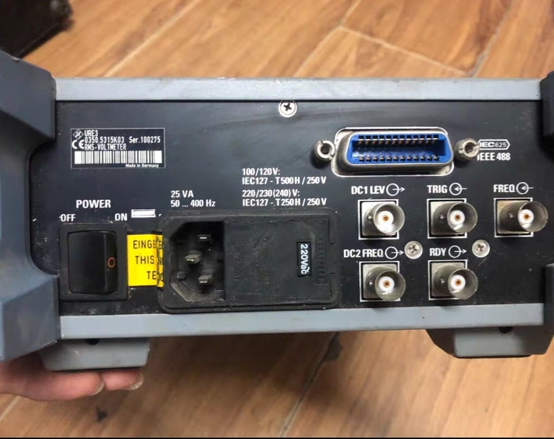 Used Rohde And Schwarz URE3 PEAK/RMS Voltmeter RF Power Meter