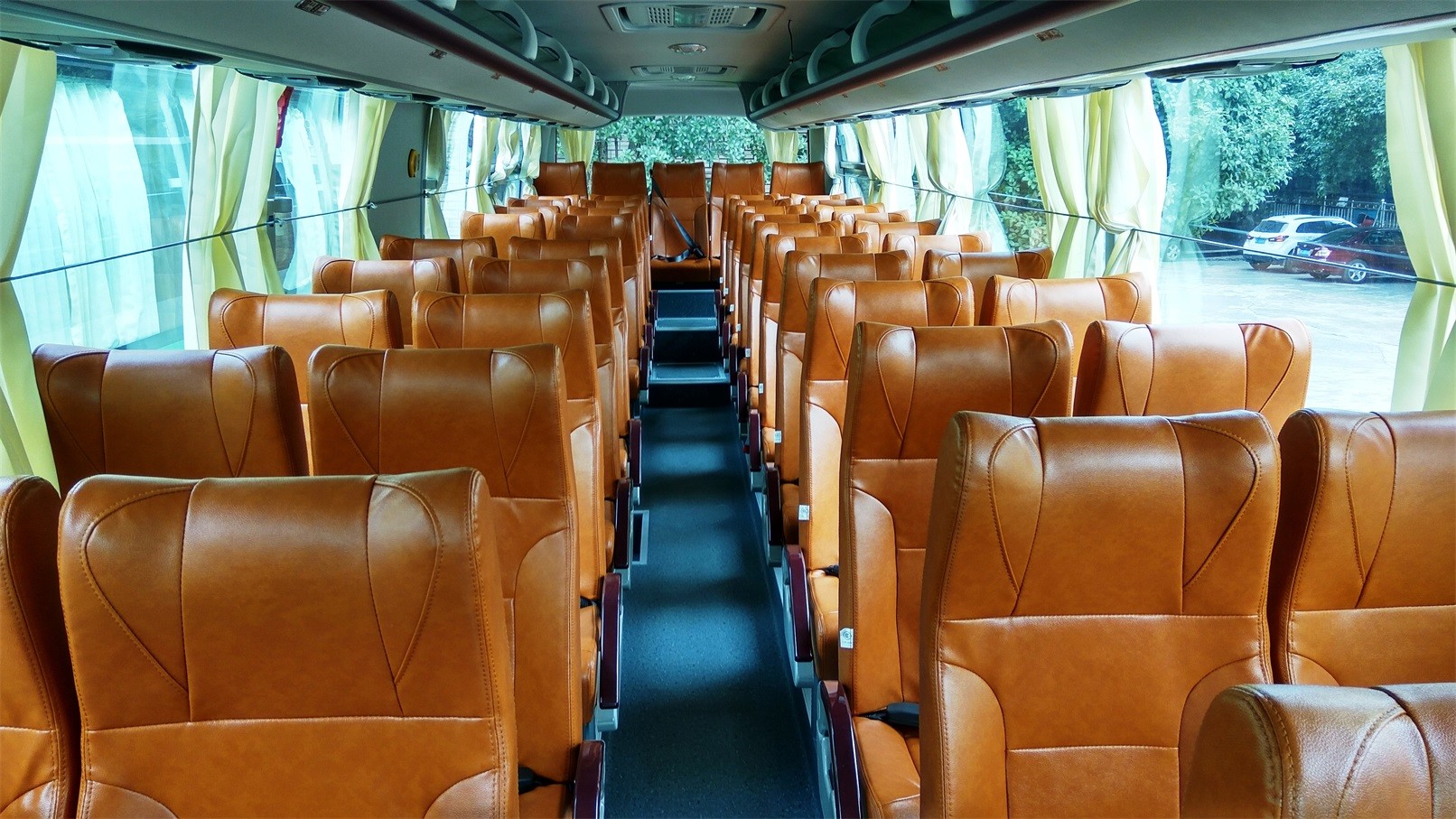 Dawoo 45 Seats Diesel Bus Manual Bus Right Hand Drive Used Passenger Bus With Air Condition For Africa GDW6117