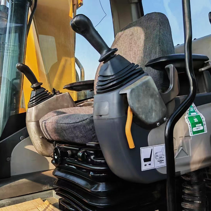 Used Caterpillar 315D Excavator 0.61m³ Bucket Capacity 91kw Rated Power Excellent Engine