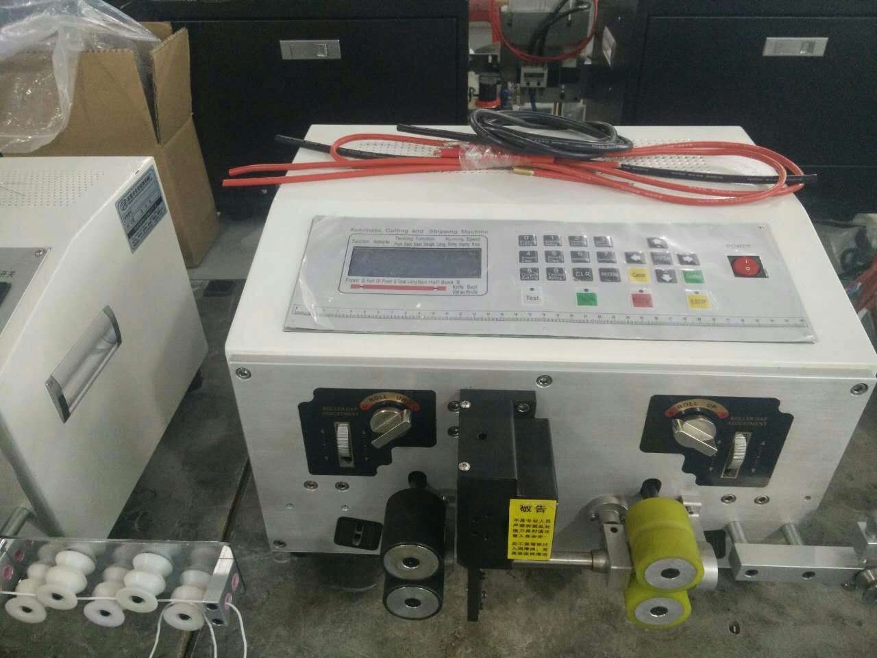 RS-320 Two-Lane 14-32AWG Wires Stripping And Cutting Machine English Language
