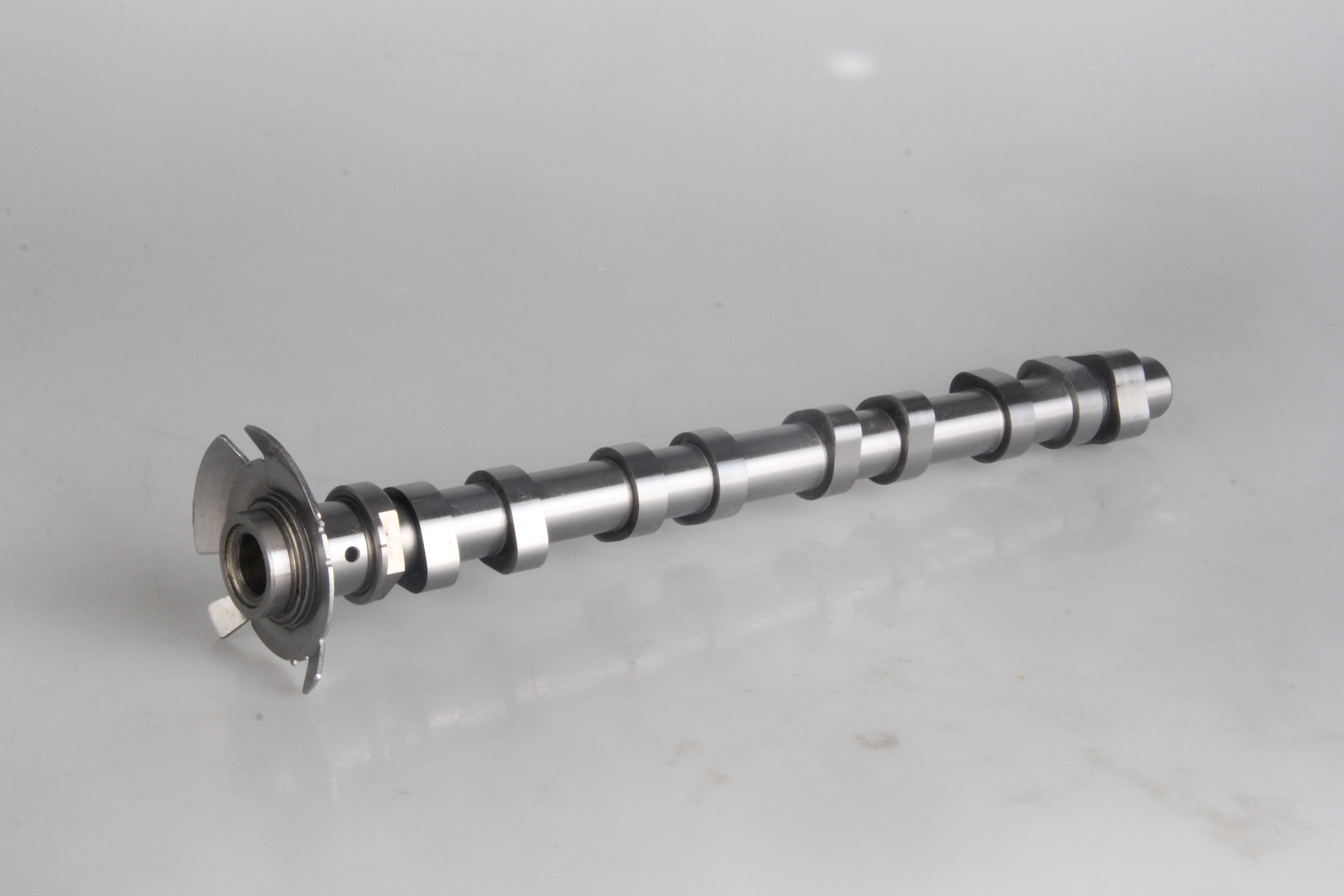 Car Engine Intake Camshaft 13020HG01J Used for Mercedes-BENZ M274E20