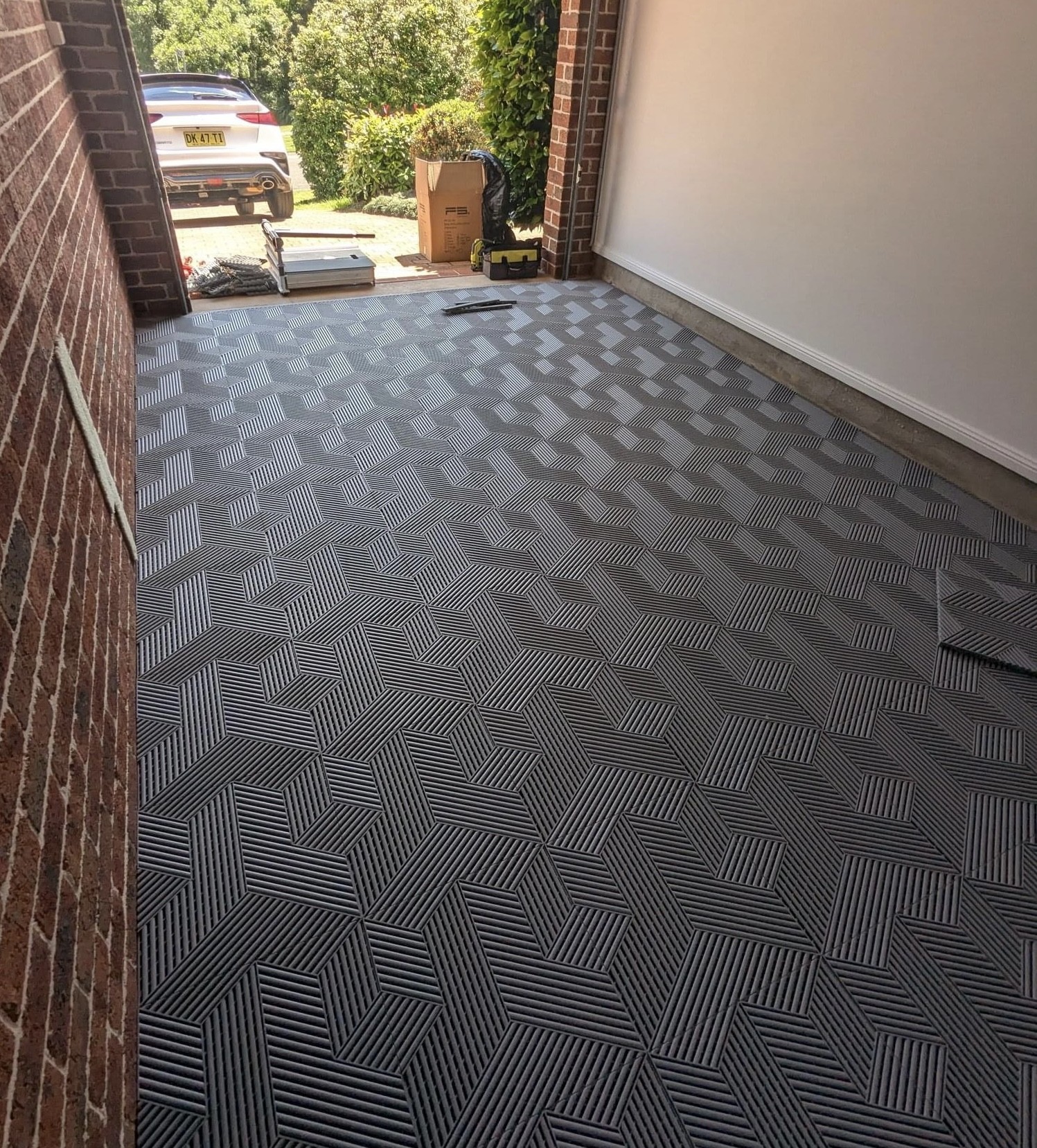 3D RIB Pattern Interlocking Garage Floor Tiles Waterproof Easy To Clean