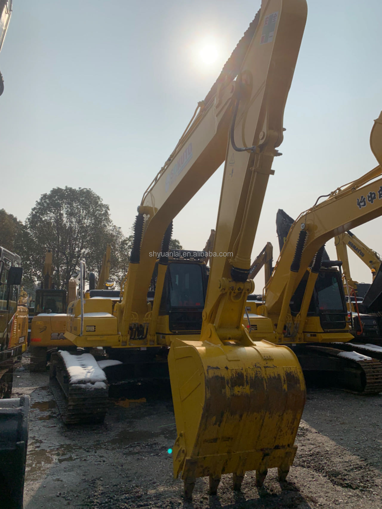 Good Condition Komatsu PC240 Used Excavators with Fuel-Saving Systems and Working Systems