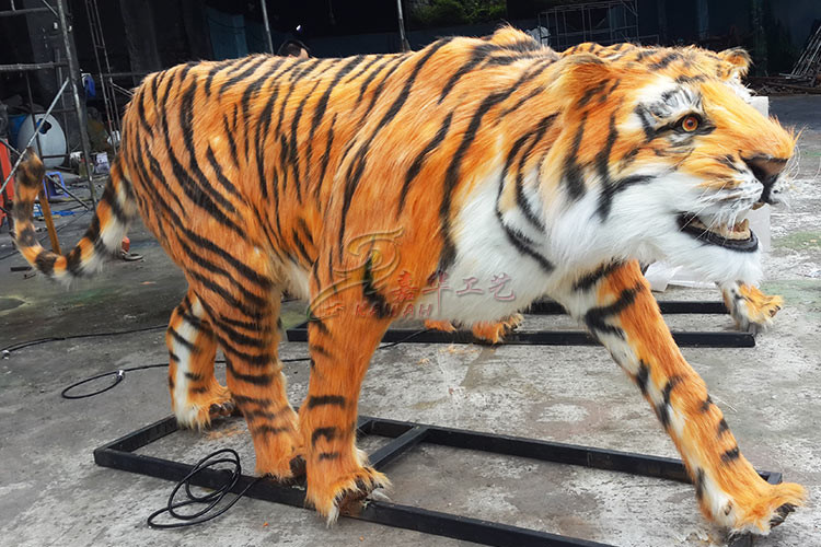 Amusement Park Realistic Animatronic Animals / Tiger With Remote Controller