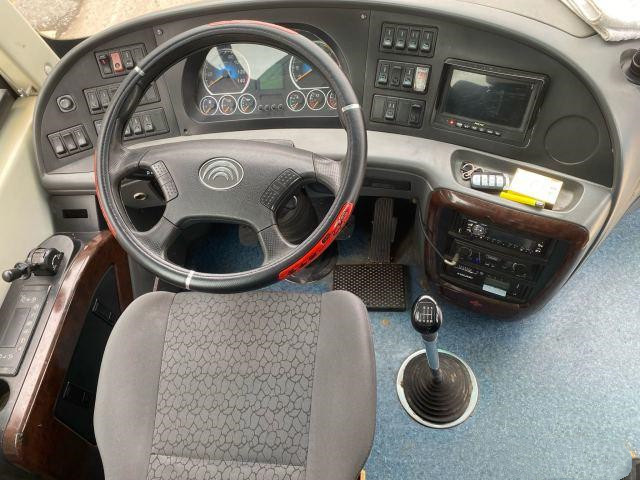 Used Bus Coach ZK6888 Yutong Bus Luxury Coach 37Seats Yuchai Bus Engine 162kw
