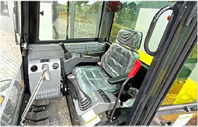 Chinese R350 Mini Excavator Small Digger Kubota Engine Excavator Micro Digging Machine Mini Digger With Cabin