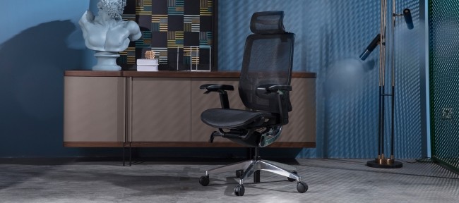 340mm Base 4D Arms Red Mesh Office Chairs With Adjustable Back