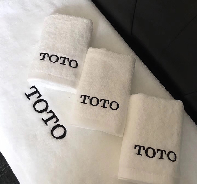 Customized Logo Thickened Platinum Satin Towels for Popular Style Beauty Salon and Beyond