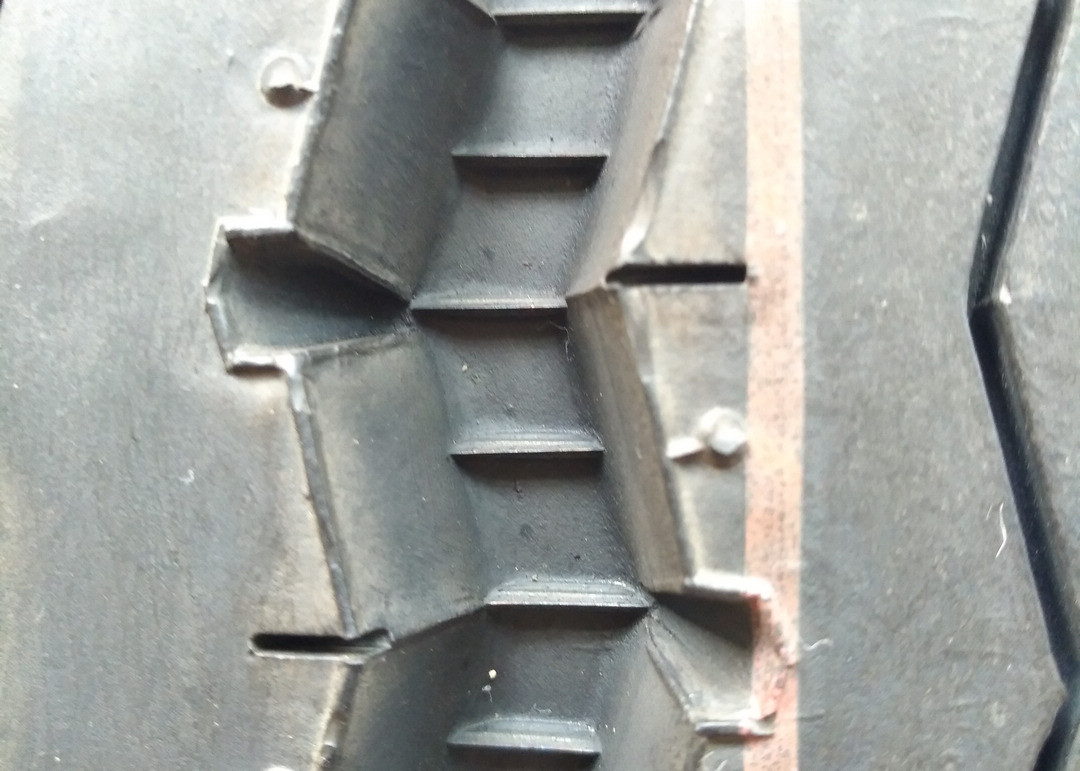 Compact 11R22.5 Highway Truck Tires All Steel Radial Tire Structure Wear Resistance