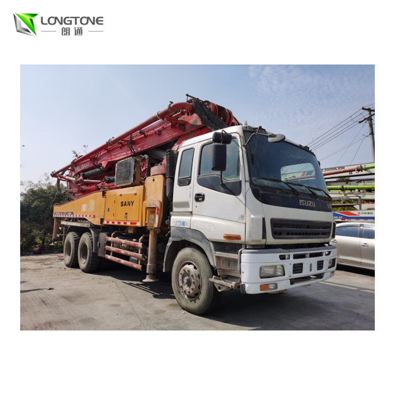 Used Putzmeister Concrete Pump Truck 37/42/52m Length With Less Working Hours