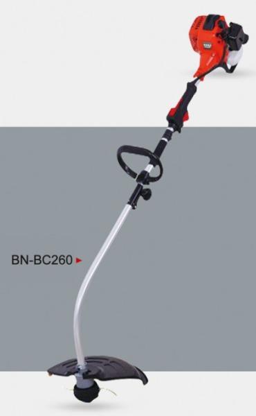 Quality 44mm Cylinder Bore Metal Blade Brush Cutter TW260 26CC Displacement for sale