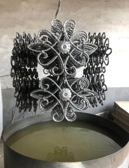 Eco Friendly Cast Iron Ornaments Sand Blasted For Fences Gates Staircases