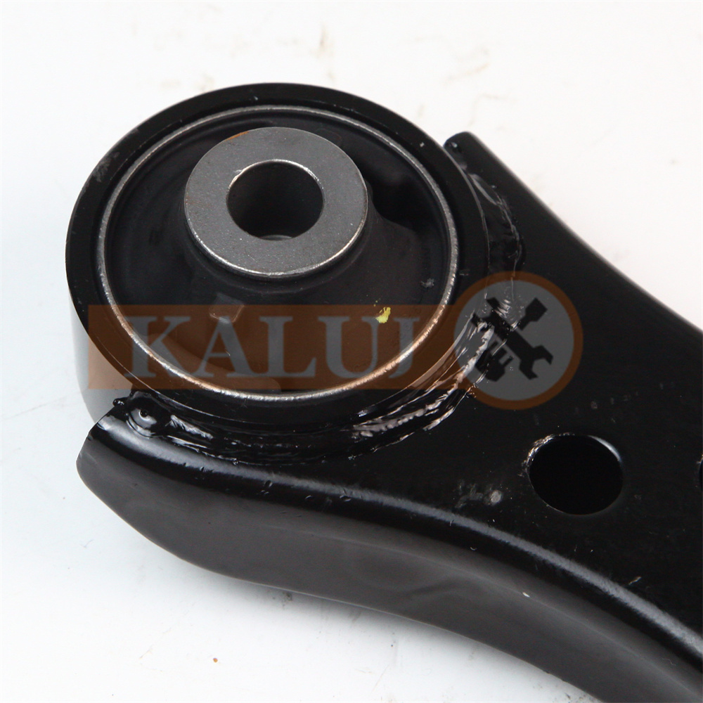 48068-BZ010 48069-BZ010 Front Lower Auto Control Arms for To-yota Avanza 02-11