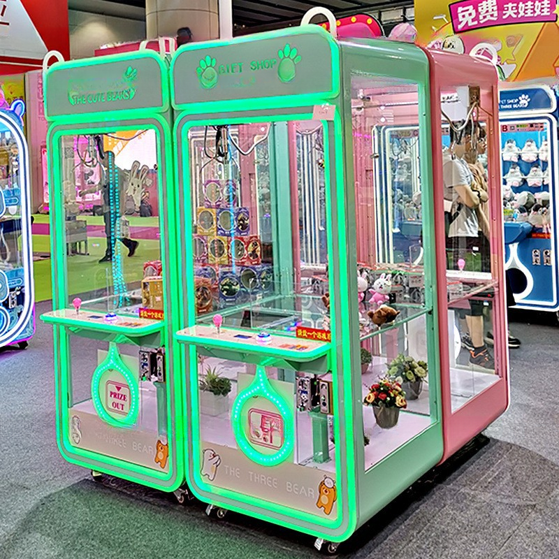 Dreamland amusement coin operated pink beautiful claw crane toys game machine for sale