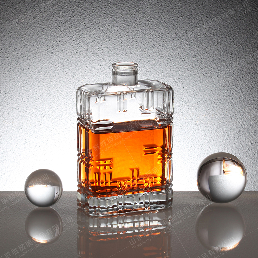 Clear 500ml 50cl Square Glass Gin Bottle Vodka Spirit Liquor Tequila Rum Whiskey with T Cork